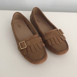 Ugg moccasin 6.5